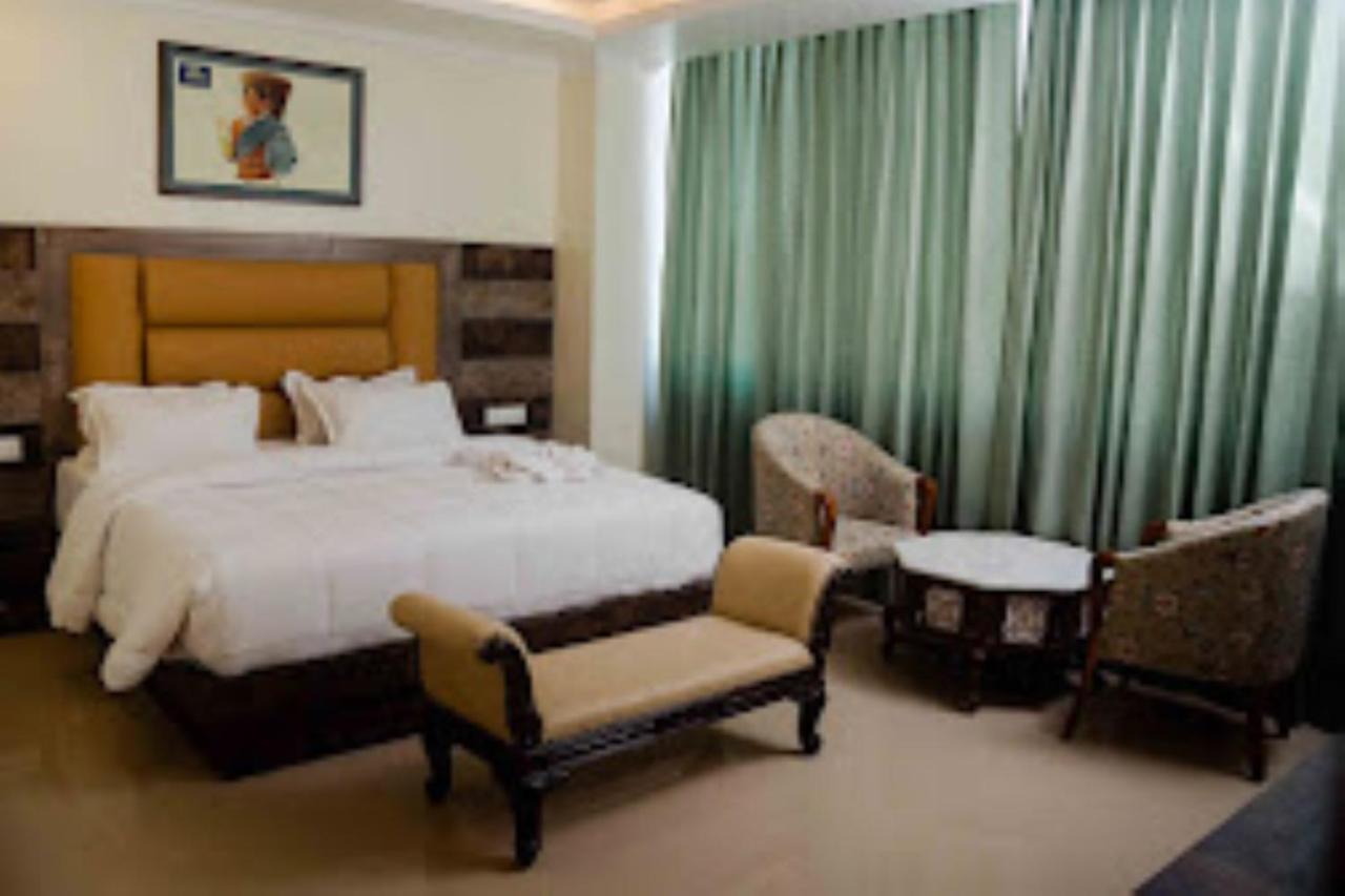 Hotel Grand Lotus Dimāpur Exteriör bild